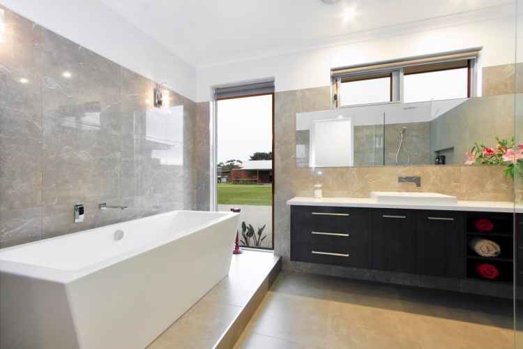 Bathrooms - Legend Homes - Independent Custom Home Builders